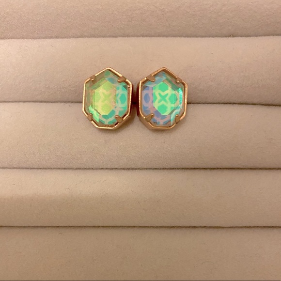 Kendra Scott Taylor Earrings - Picture 3 of 4